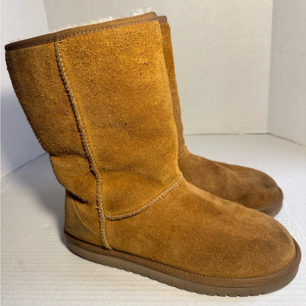 Koolaburra Chestnut Suede Boots 10